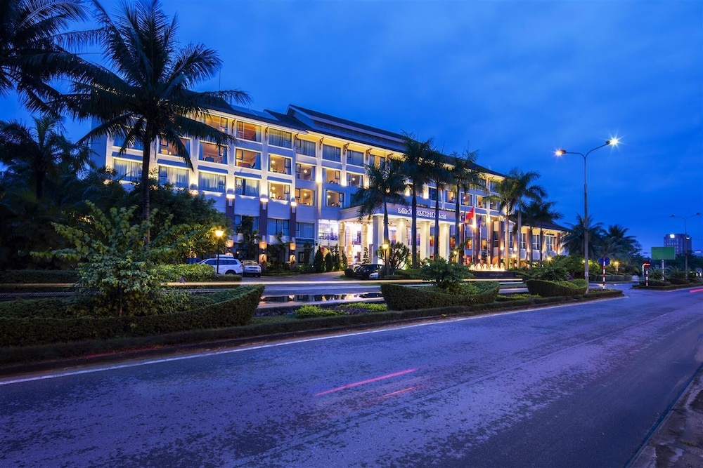 Saigon Quangbinh Hotel And Resort 7/58