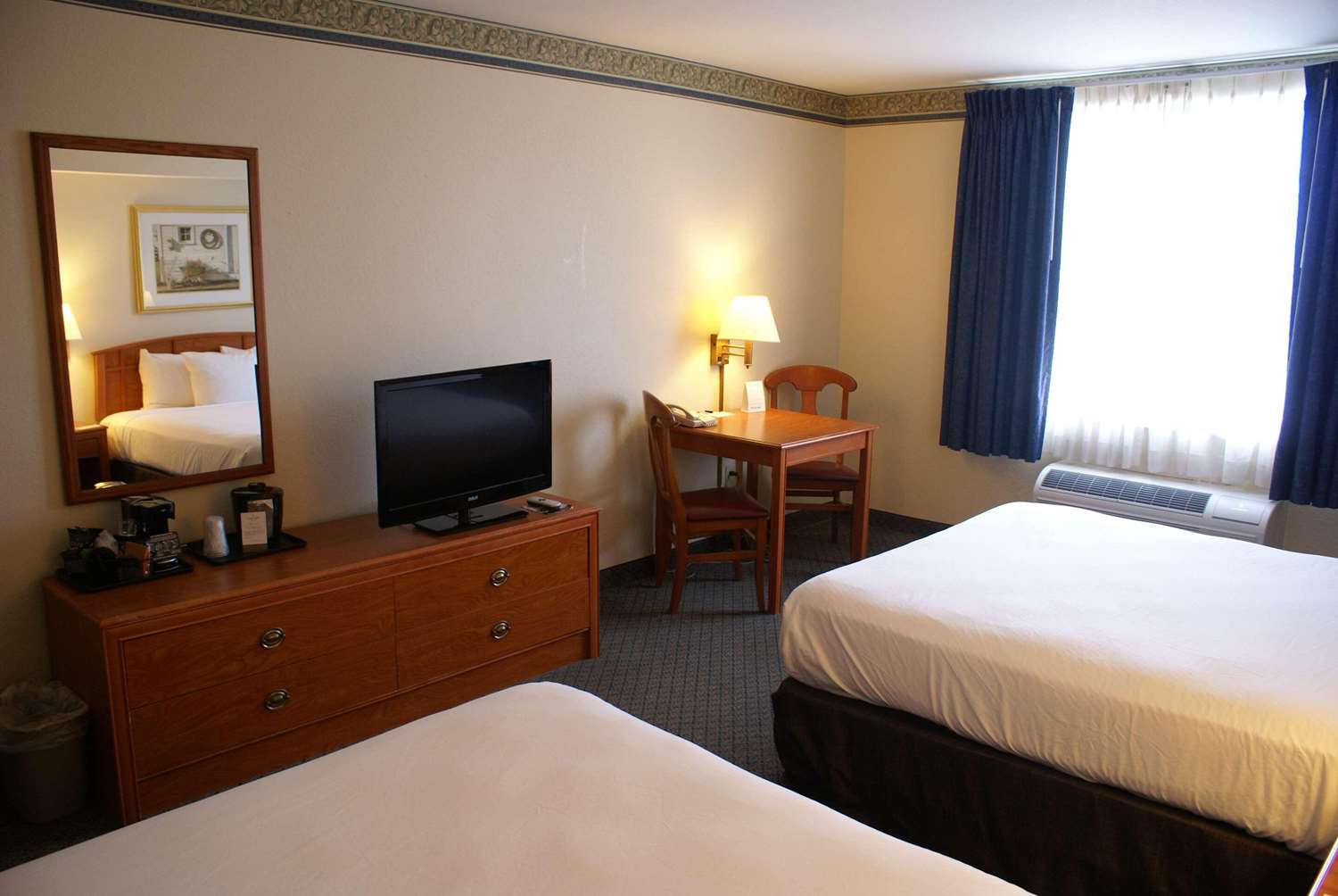 Country Inn & Suites By Radisson Lansing MI 7/42