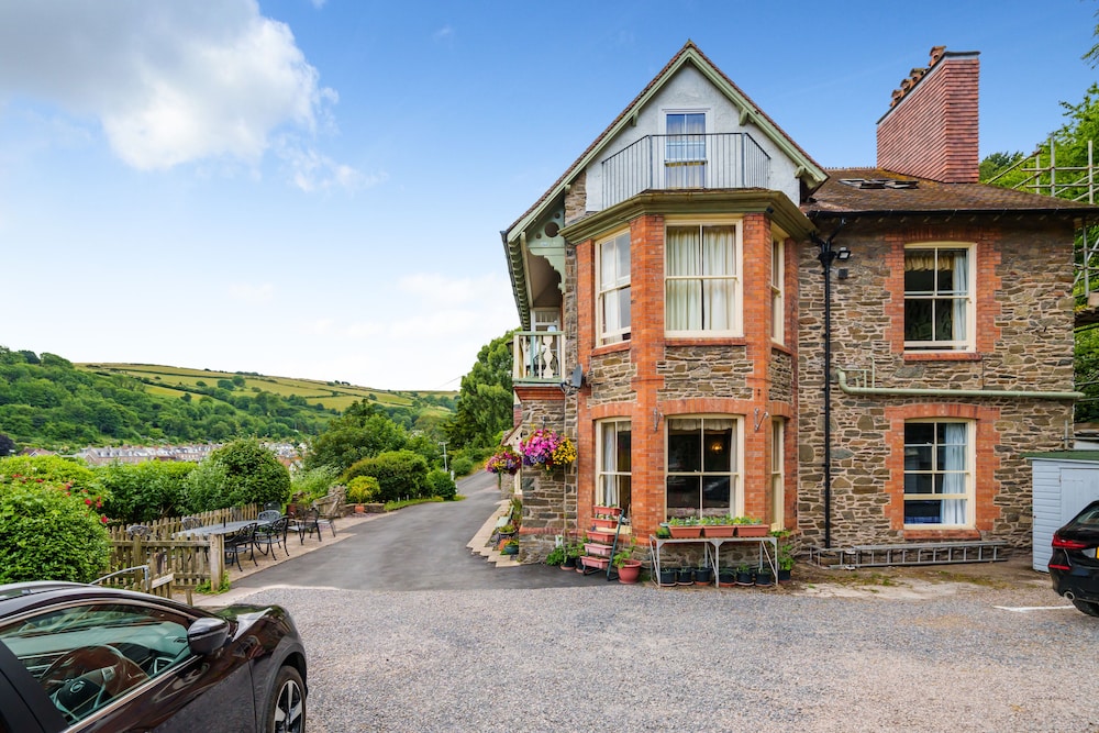 Ingleside Guest House 38/49