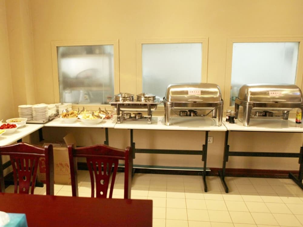 Greentree Inn Zhenjiang Gaotie Wanda Square Express Hotel 22/26