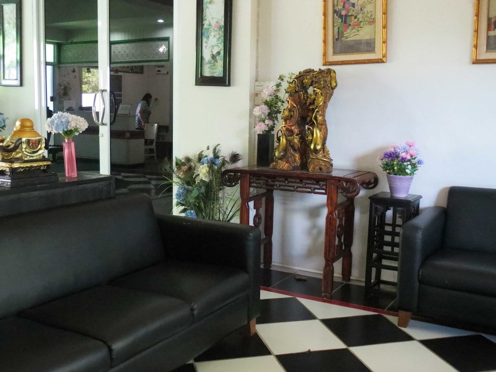 Chomdao Hotel 32/35