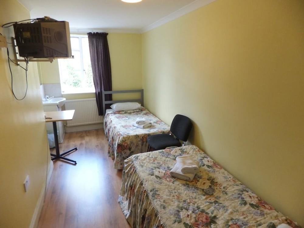 Gresham Hotel 39/50