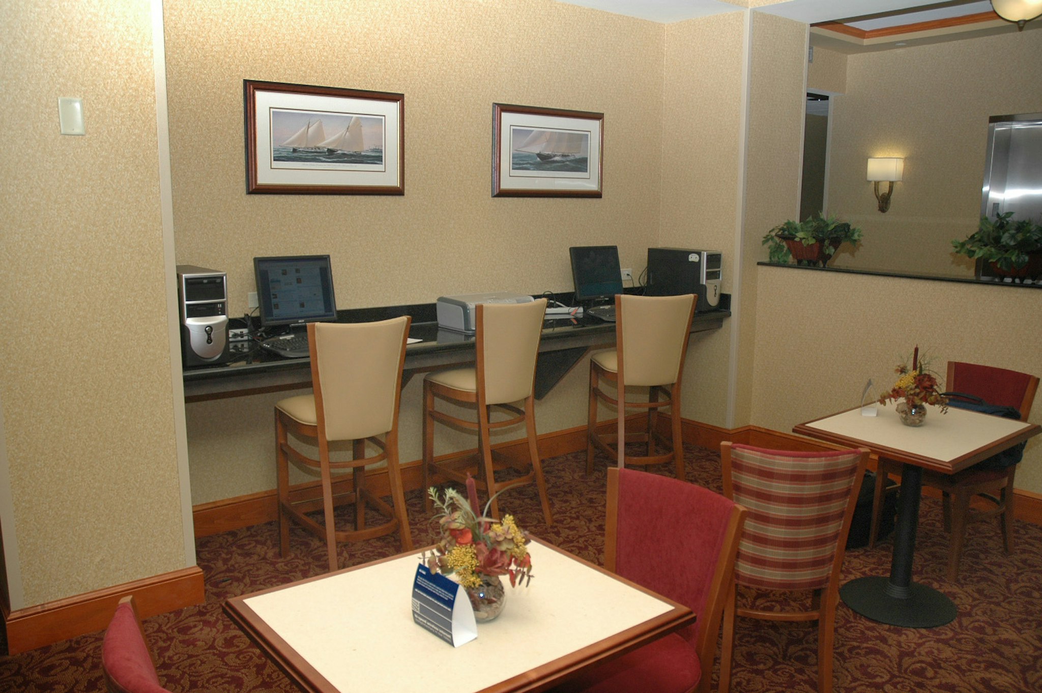 Hampton Inn Easton 45/62