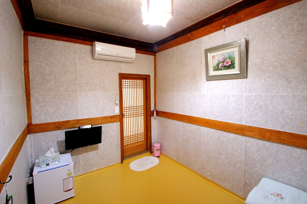 Happiness Full Hanok Guesthouse Jeonju 31/53