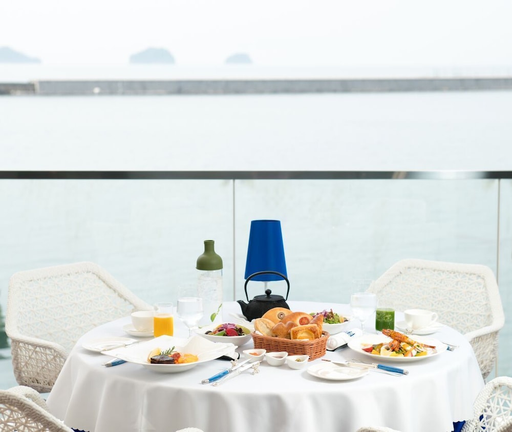 HOTEL LIMANI 47/64