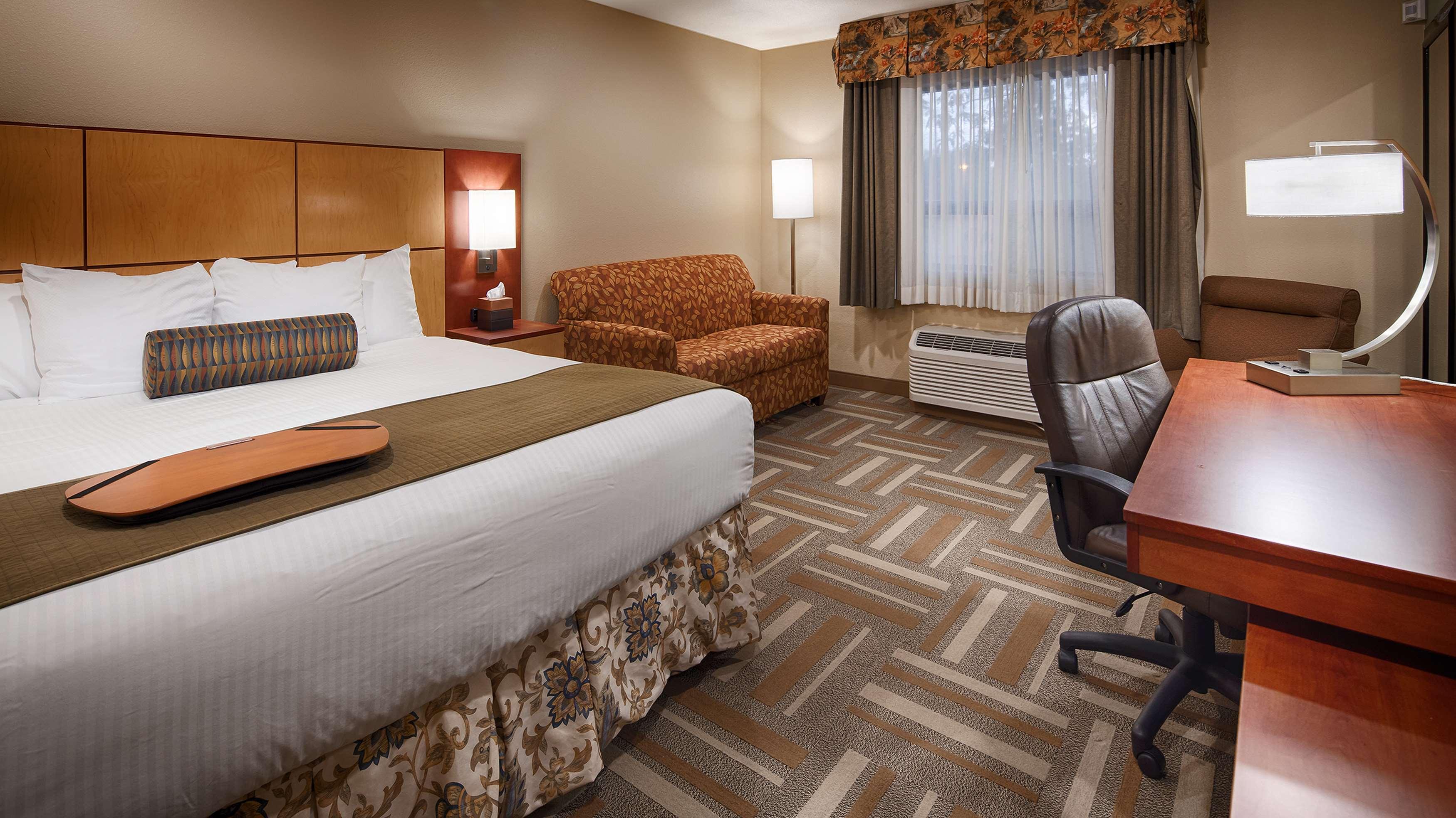 غرفة، Best Western Plus Clocktower Inn 5/10