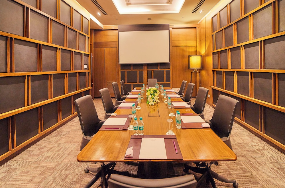 Crowne Plaza Rohini 62/73