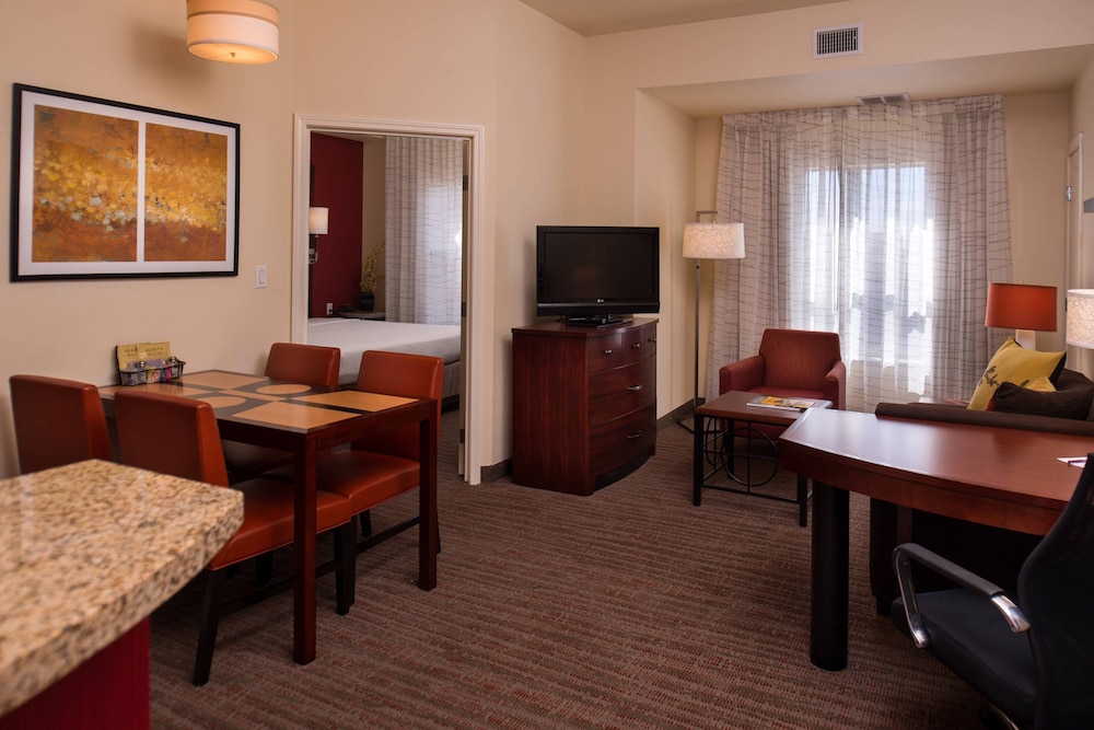 Residence Inn Albuquerque Airport 42/52