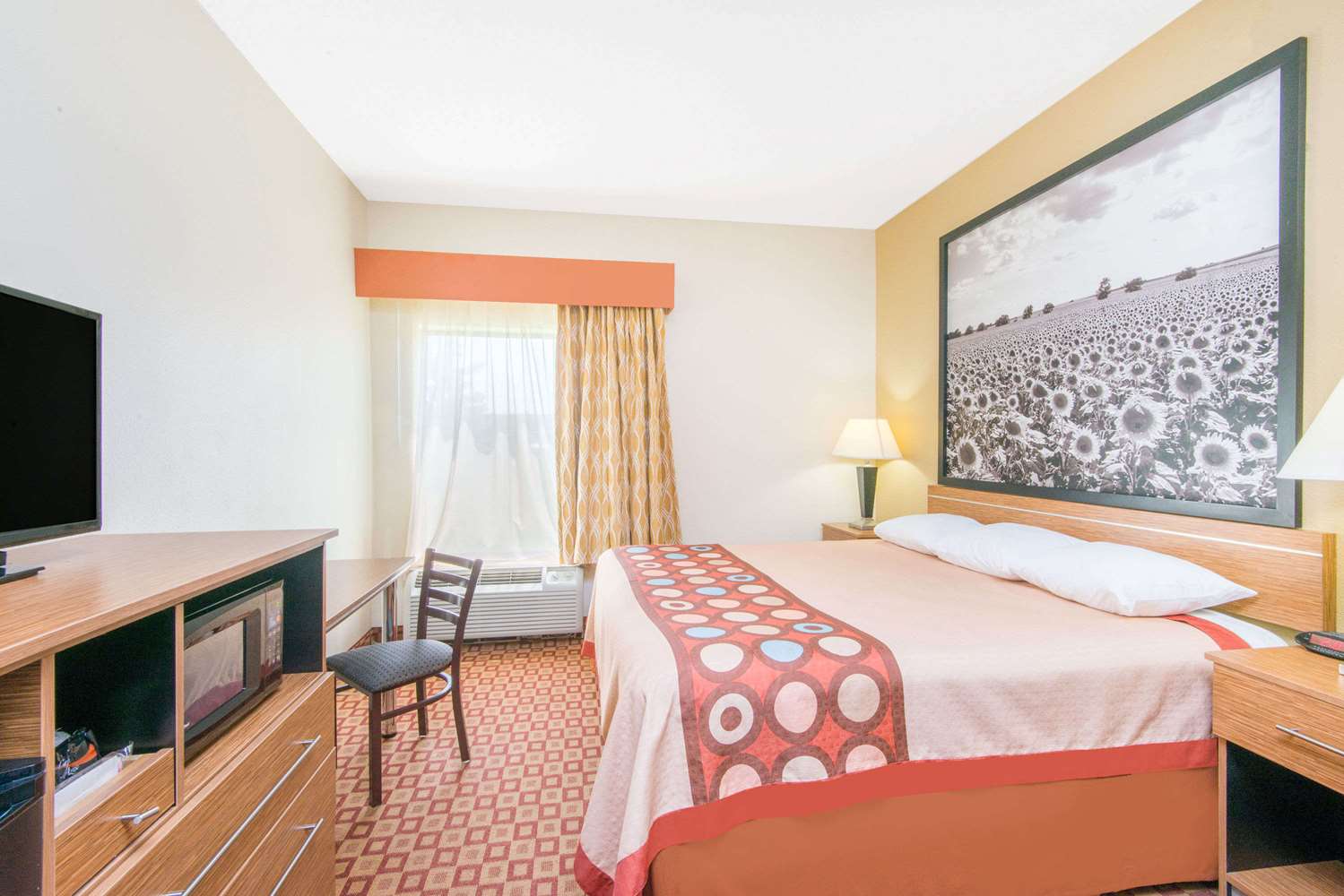 Super 8 by Wyndham Wichita South 7/15