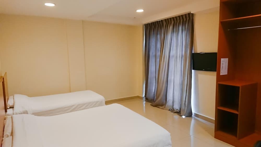 Aeton Hotel 9/61