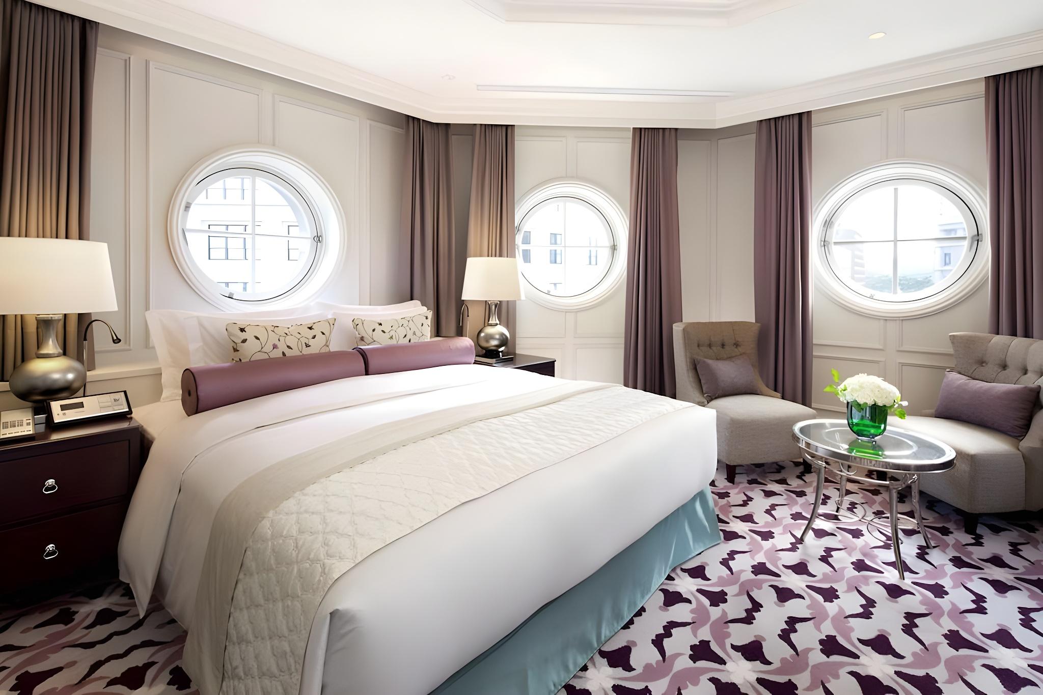 Maisonette, Suite, King Bed, Queen Bed