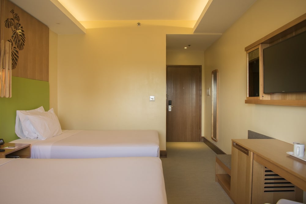 Be Resorts Mactan 10/34