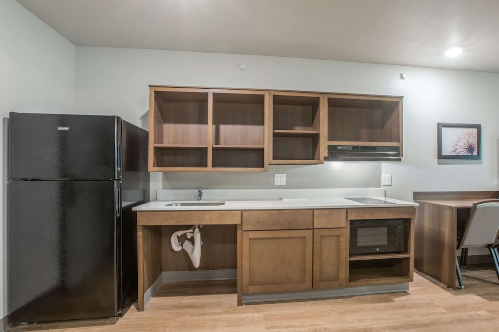 WoodSpring Suites Atlanta McDonough 23/39