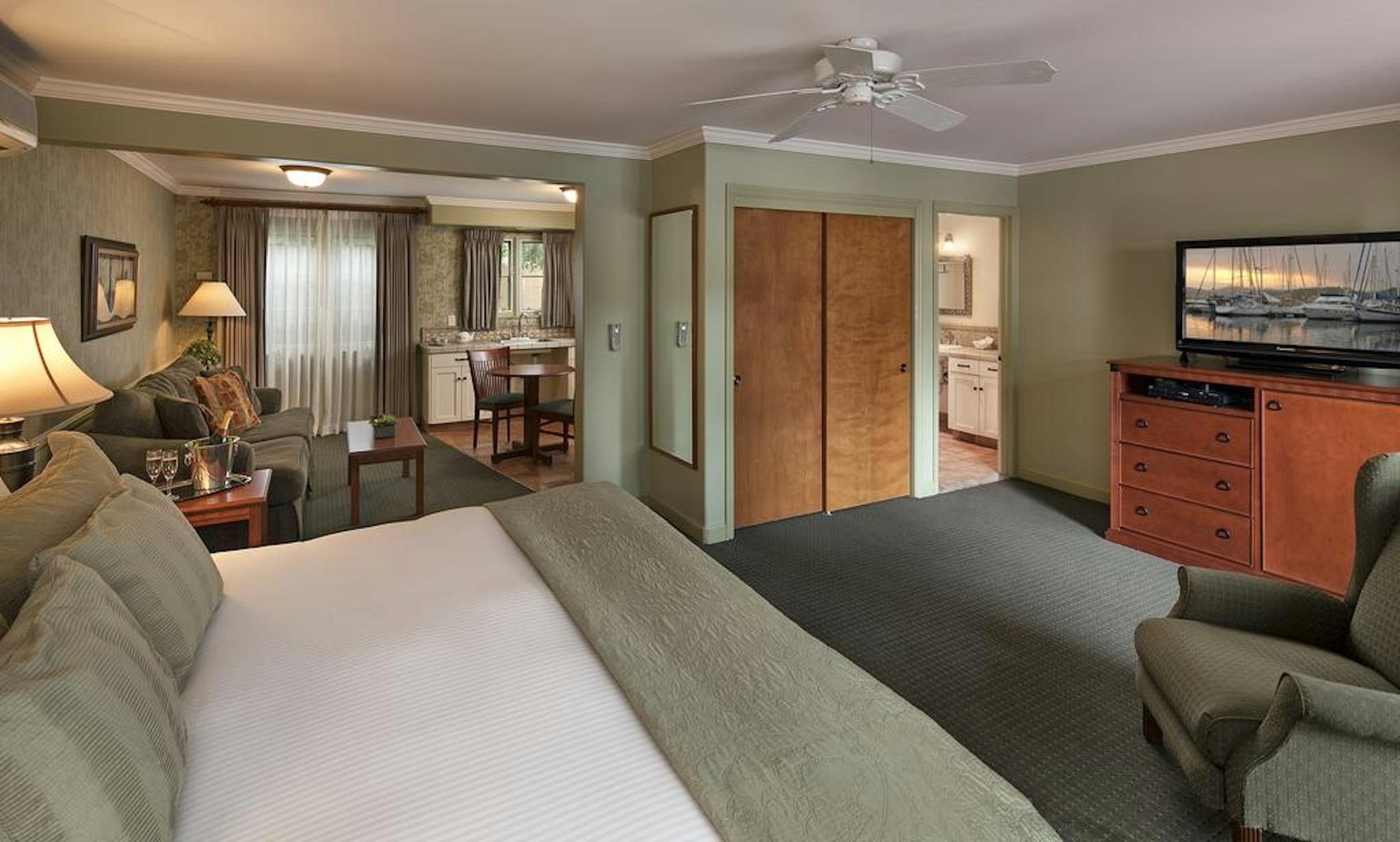 جناح جونيور