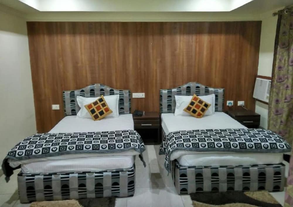 HOTEL BODHGAYA GAUTAM 41/50