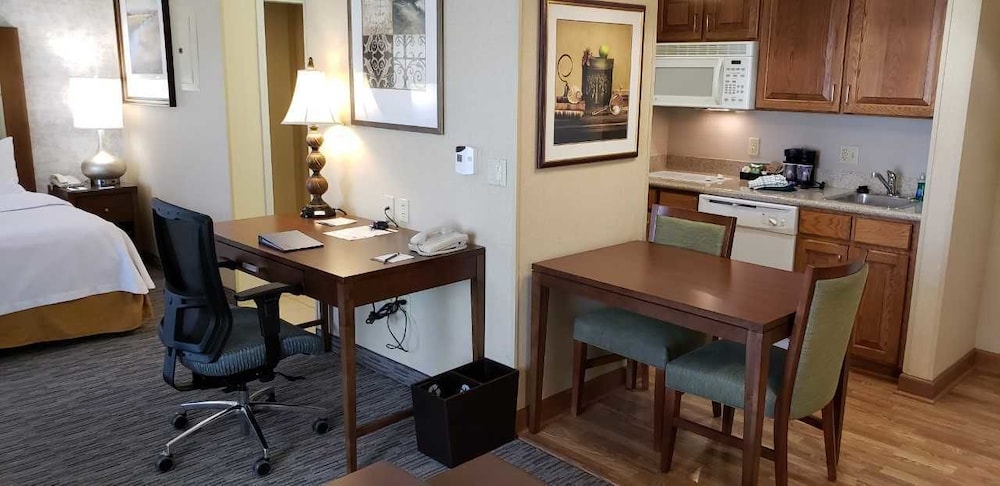 Homewood Suites by Hilton Hagerstown 36/44