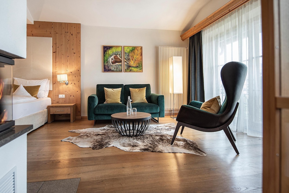 Aktiv & Vitalhotel Taubers Unterwirt 64/71