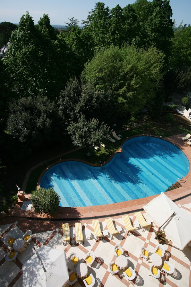 Grand Bellavista Palace 46/50