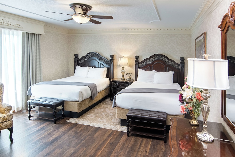 Room, 2 Queen Beds, Adult Only
