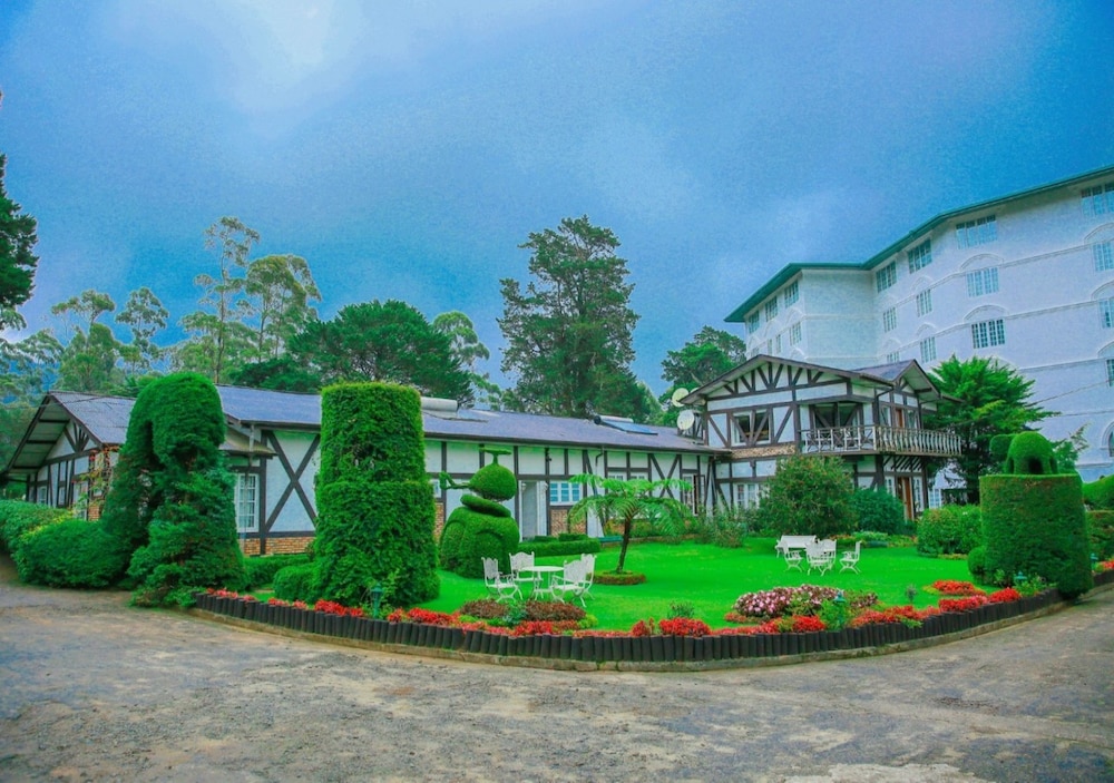 Hotel Glendower 5/49