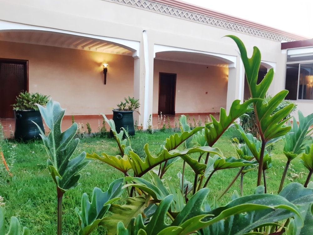 Relais de l Ourika 1/18