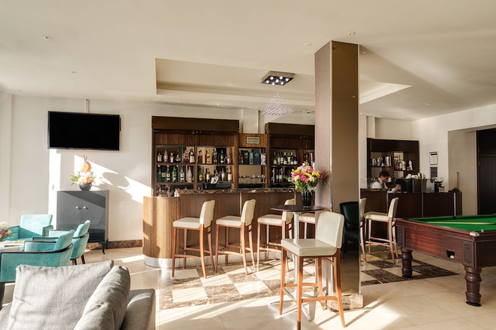 Park Grand London Heathrow 37/58