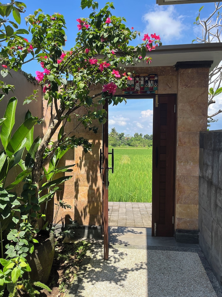 Uma Padi Villa 71/75