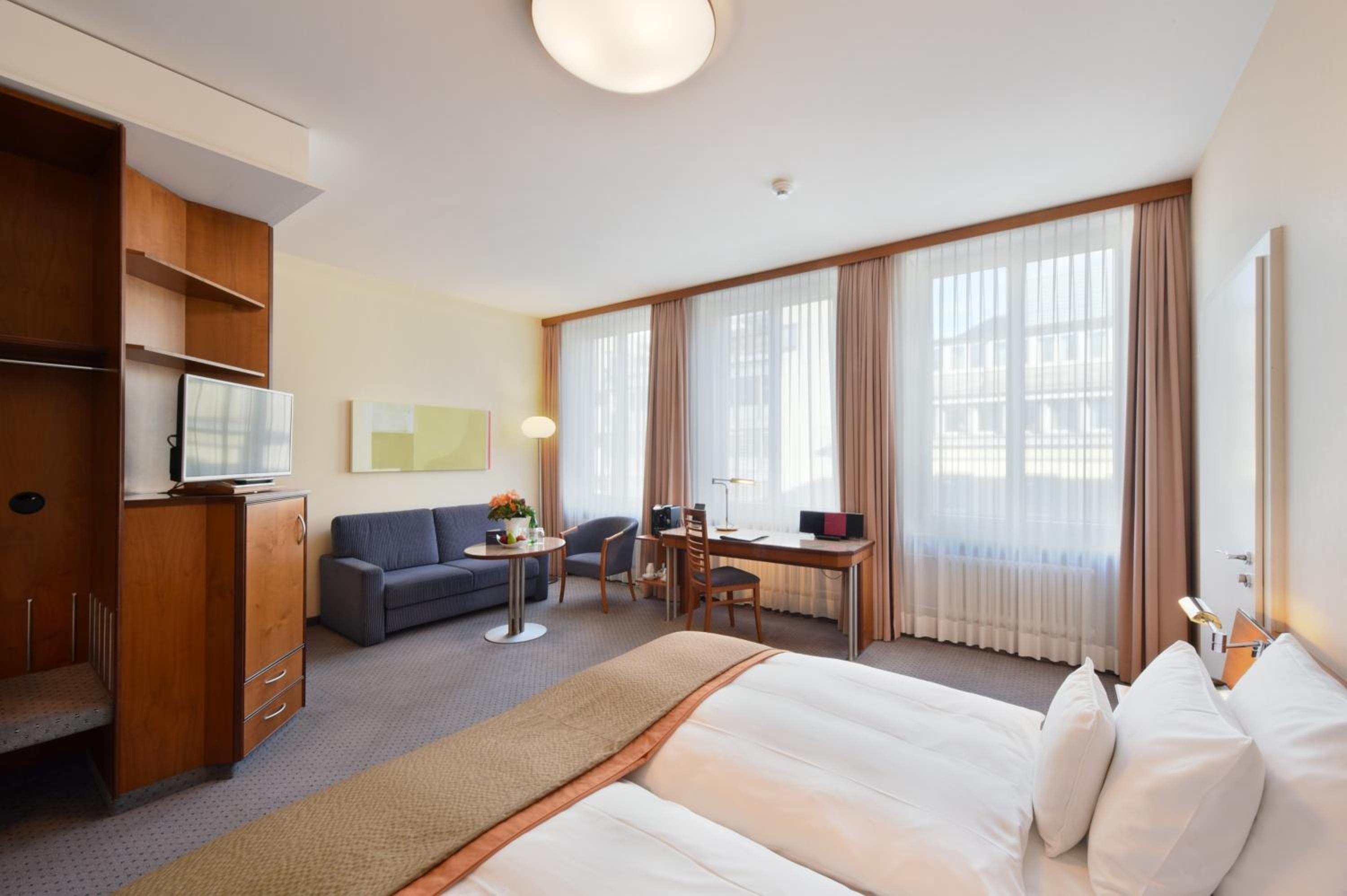 Relax, 2 Double Beds