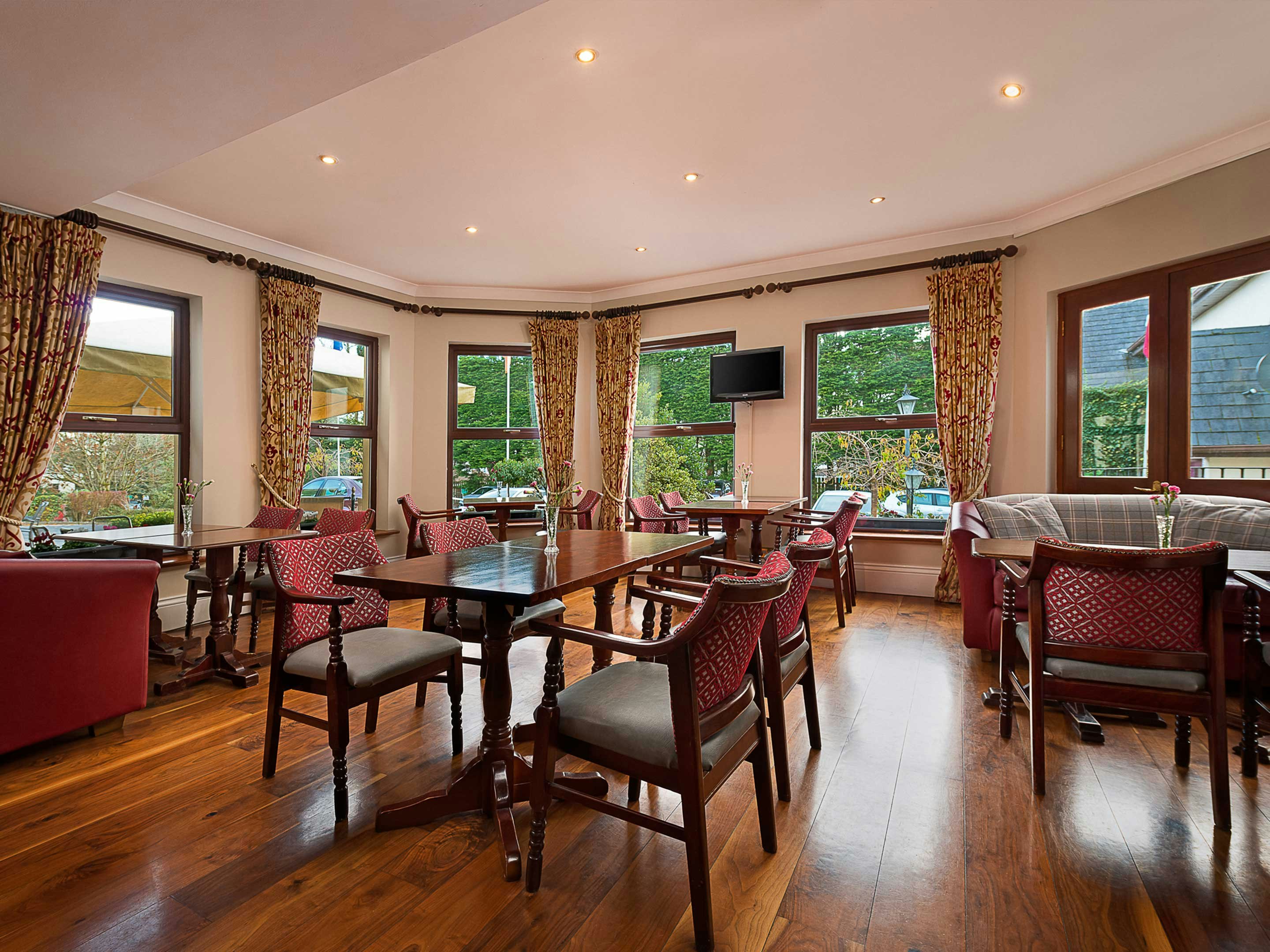 Oranmore Lodge Hotel Galway 54/64