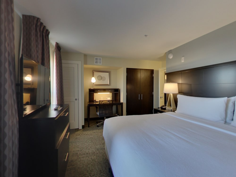 STAYBRIDGE SUITES MADISON FITCHBURG 14/71