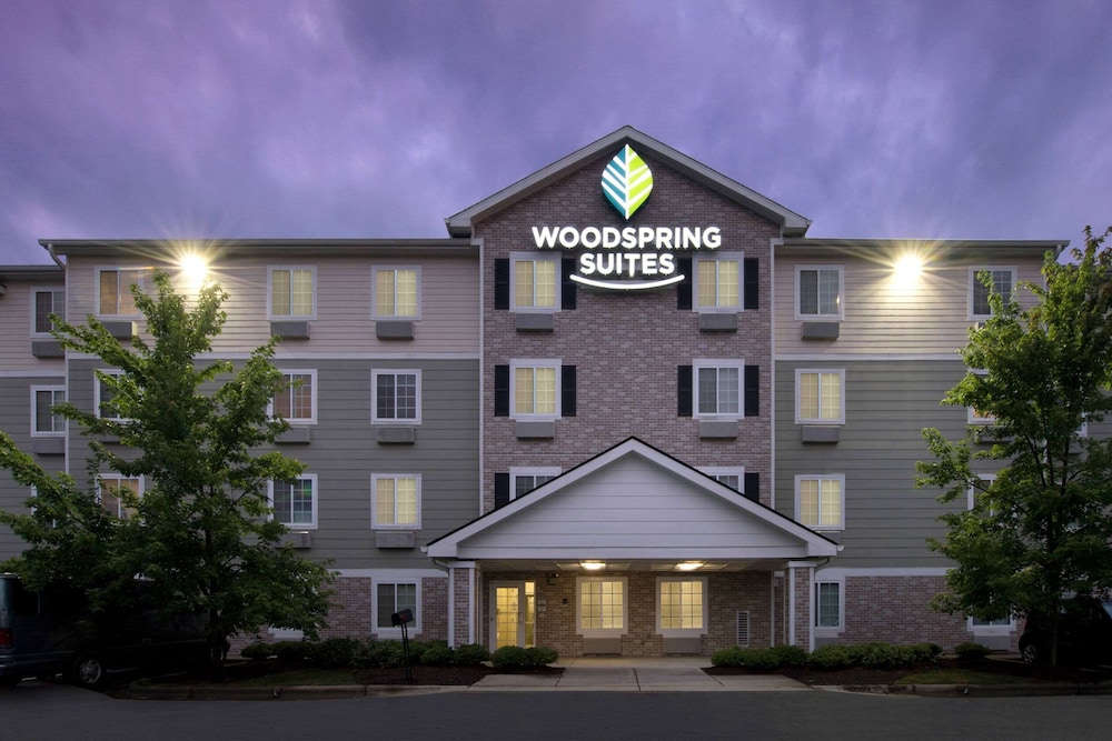 WoodSpring Suites Raleigh Apex 4/38