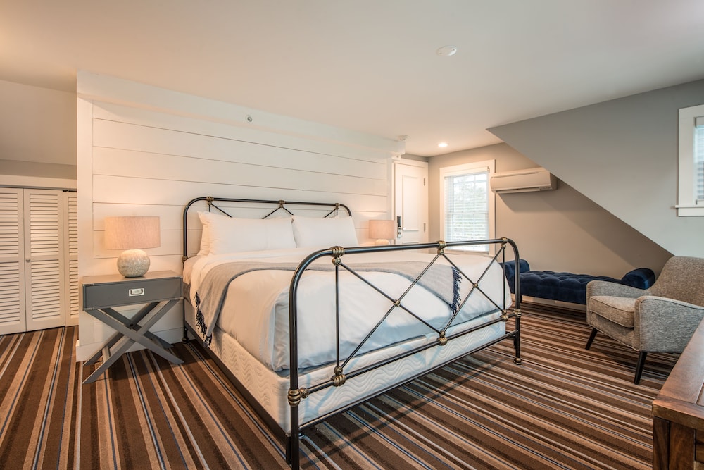 Inns At The Equinox 57/80