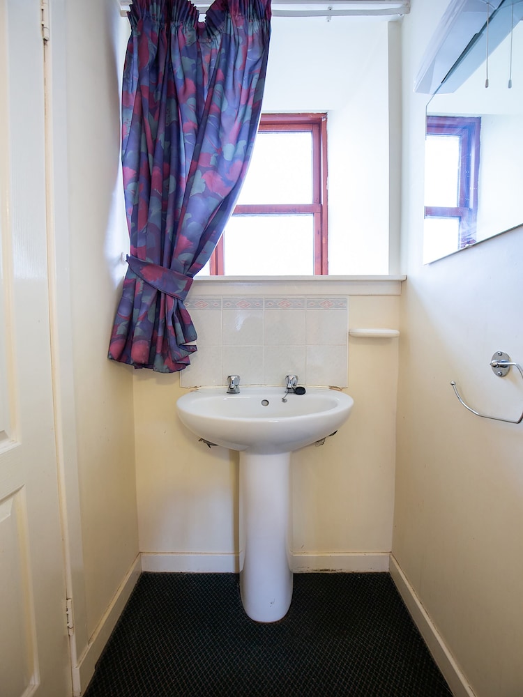 Longforgan Coaching Inn 38/41