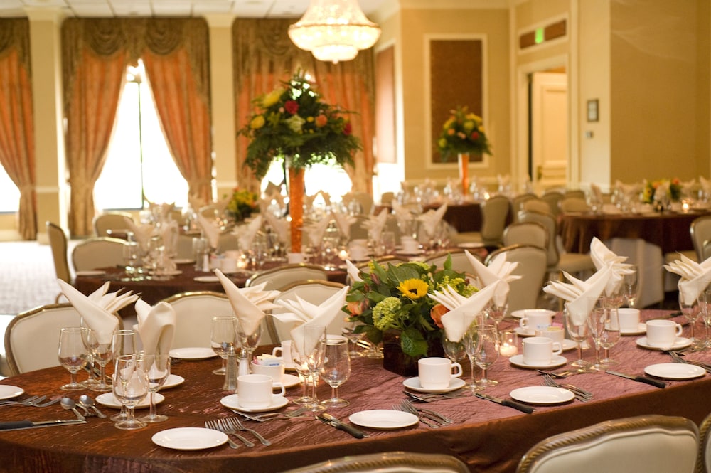 DoubleTree by Hilton Poughkeepsie Convention Center 13/21