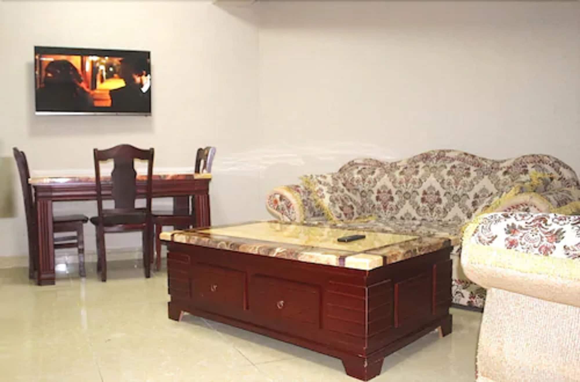 Corina Hotel 1/24