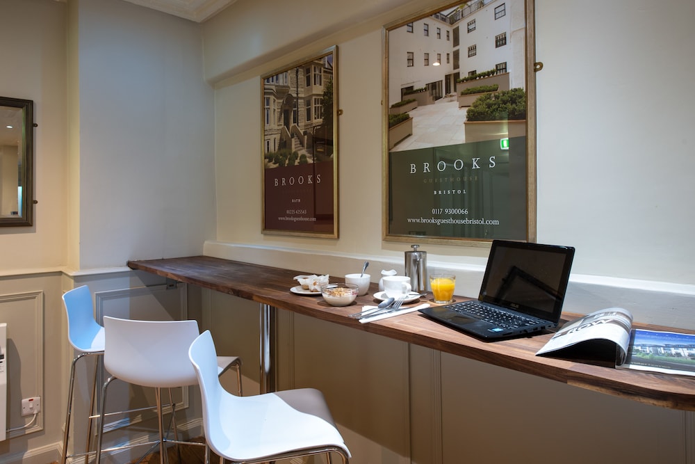 Brooks Hotel Edinburgh 40/62