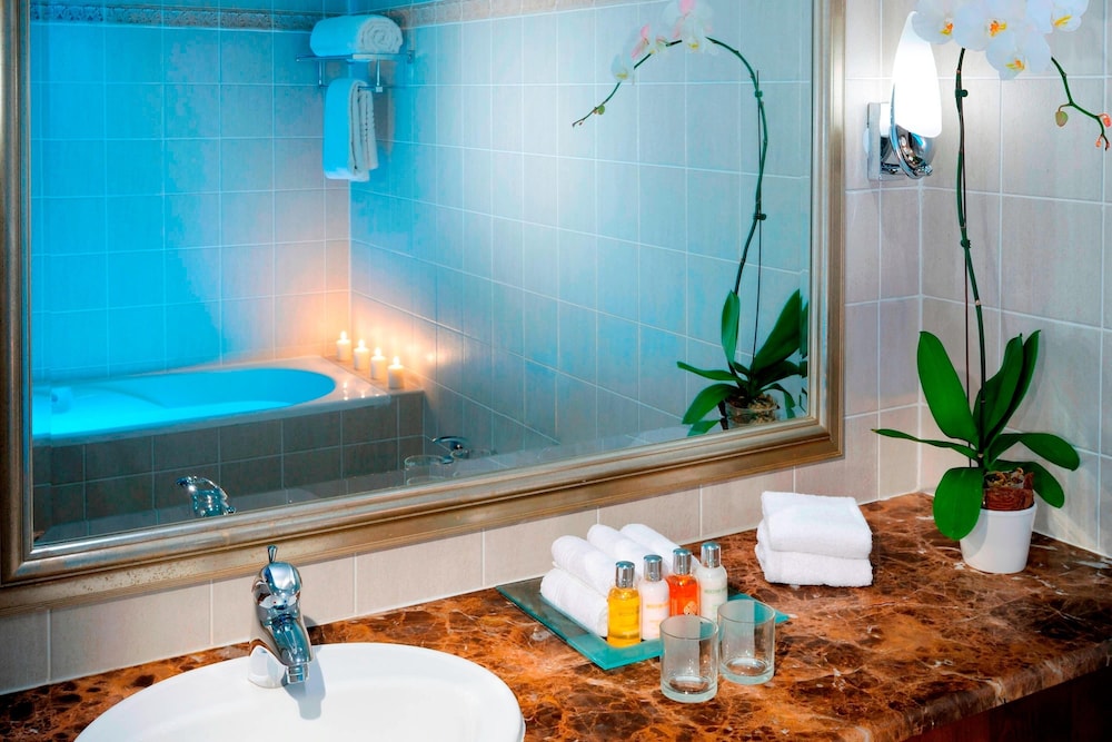 Marriott Executive Apartments Dubai Creek 7/43