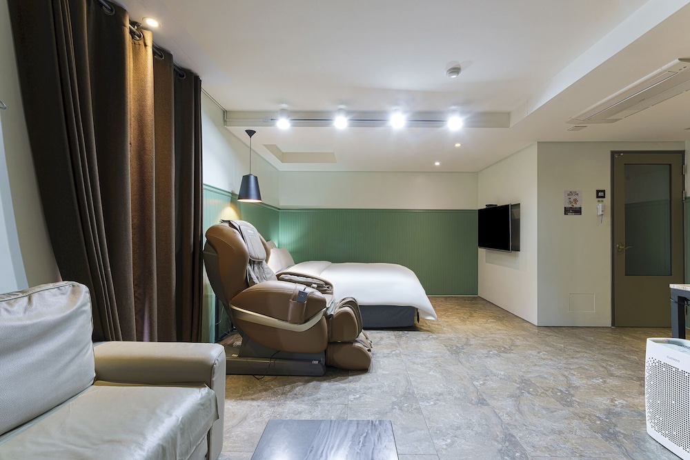 SR Design Hotel 28/60