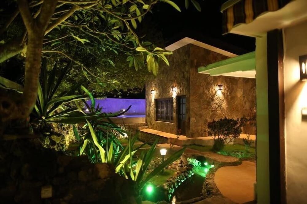 Villa Pinnawala 38/50