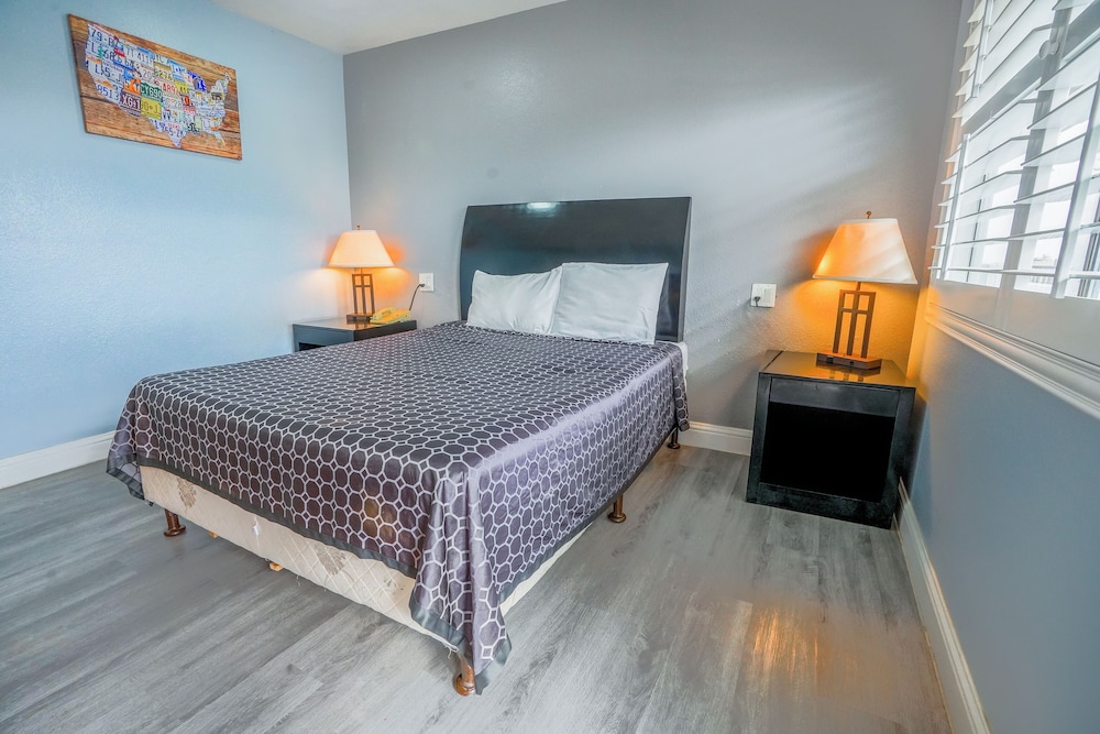 Economy Inn Buttonwillow Bakersfield I-5 21/39