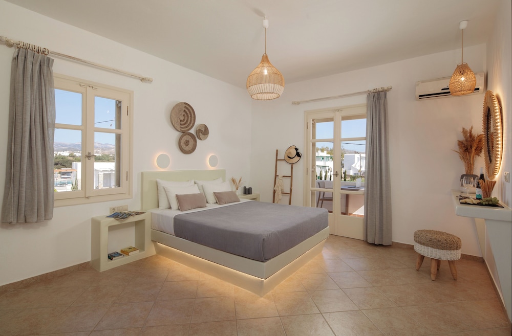 Maria S Rooms Studios 6/50