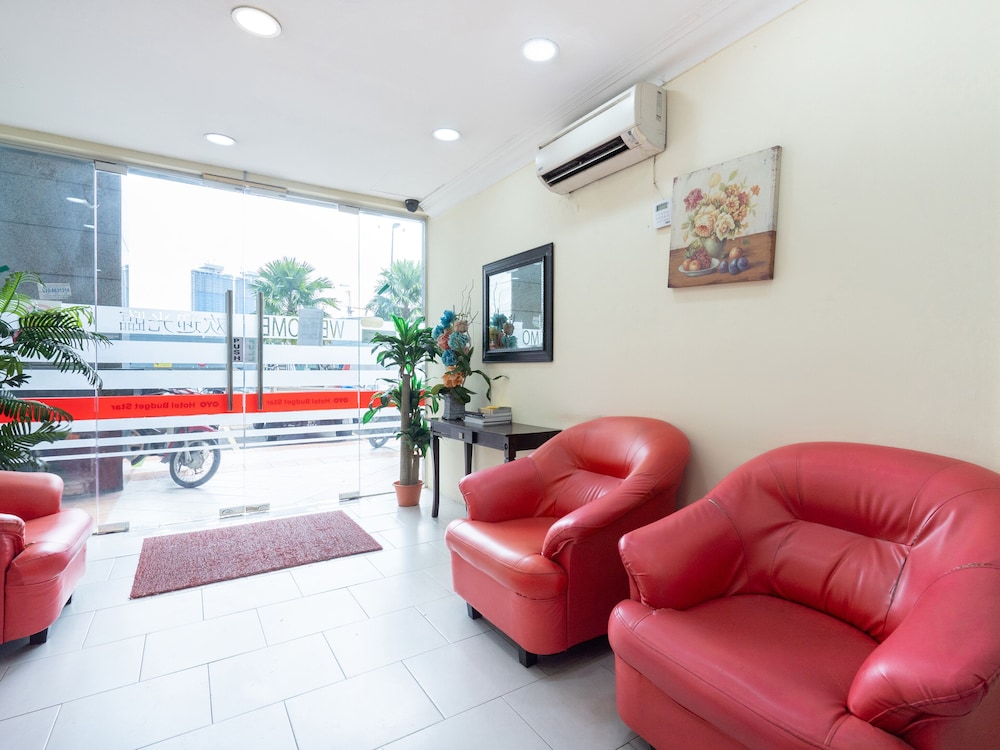 OYO 89717 Budget Star Hotel 23/32