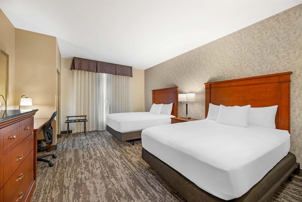 Drury Inn & Suites St Louis Brentwood 15/50