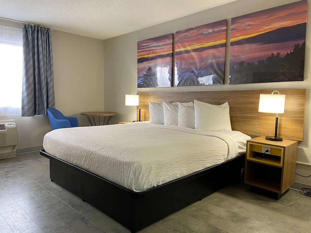 Days Inn by Wyndham Rawlins 13/64