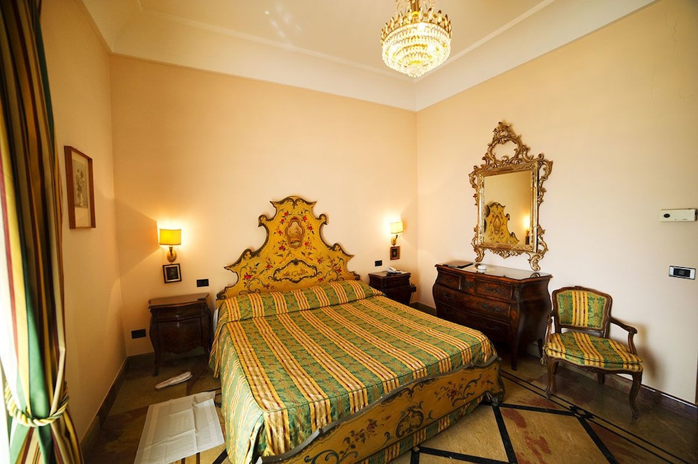 Grande Albergo Miramare 11/50