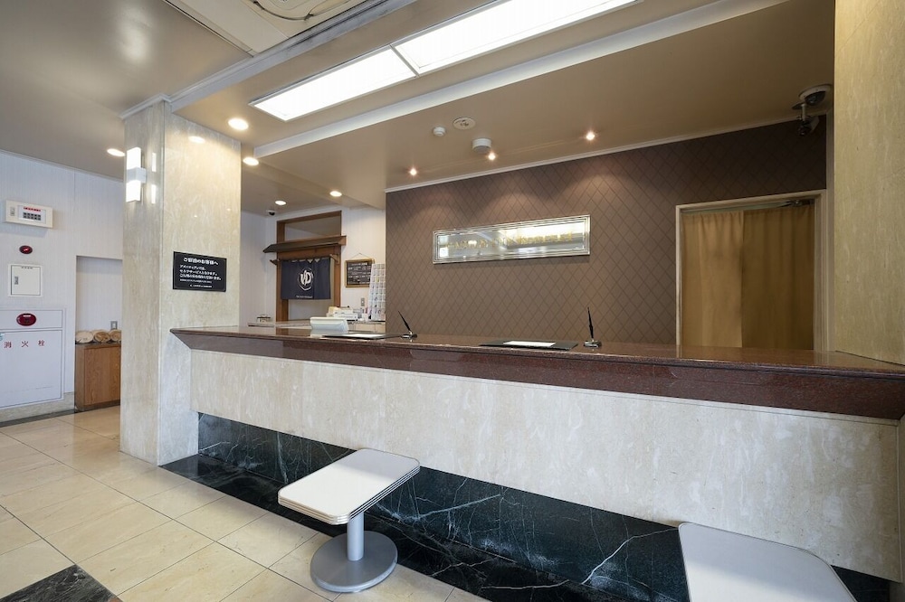 Castle Inn Komaki 3/50