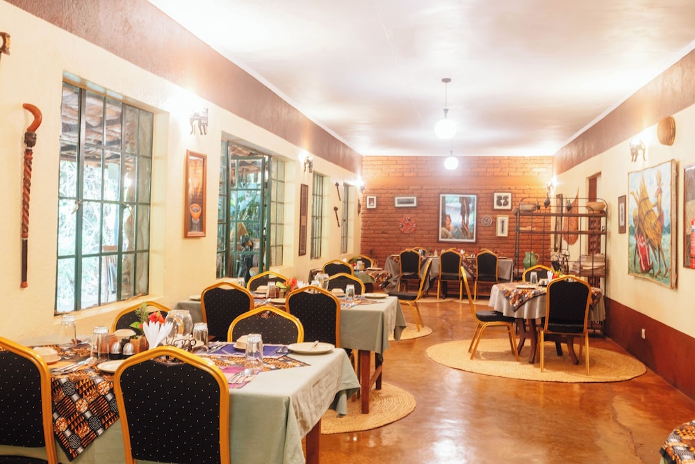 Octagon Lodge 31/50