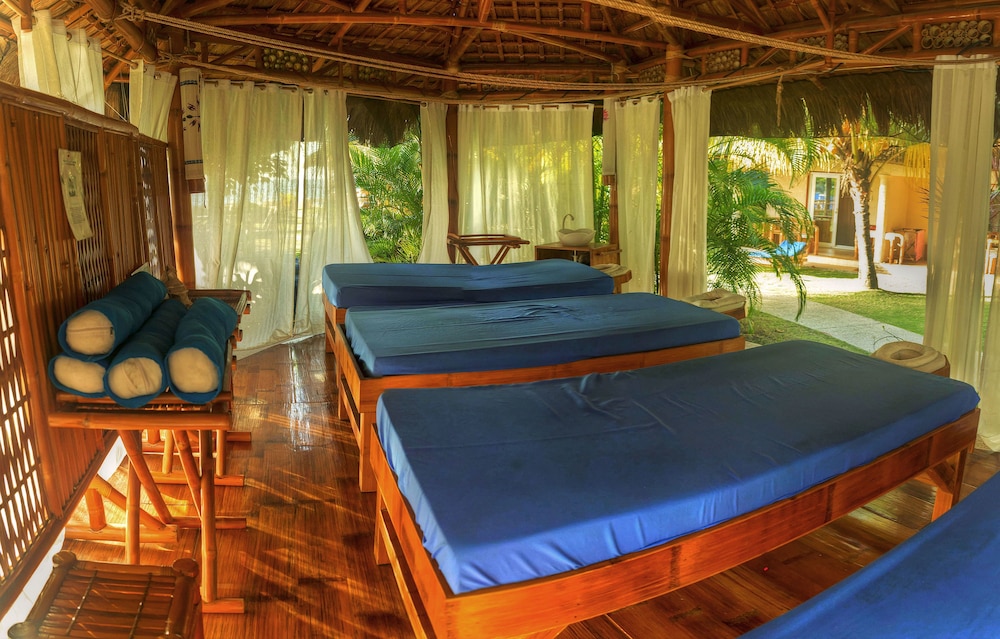 Thalatta Resort 10/37