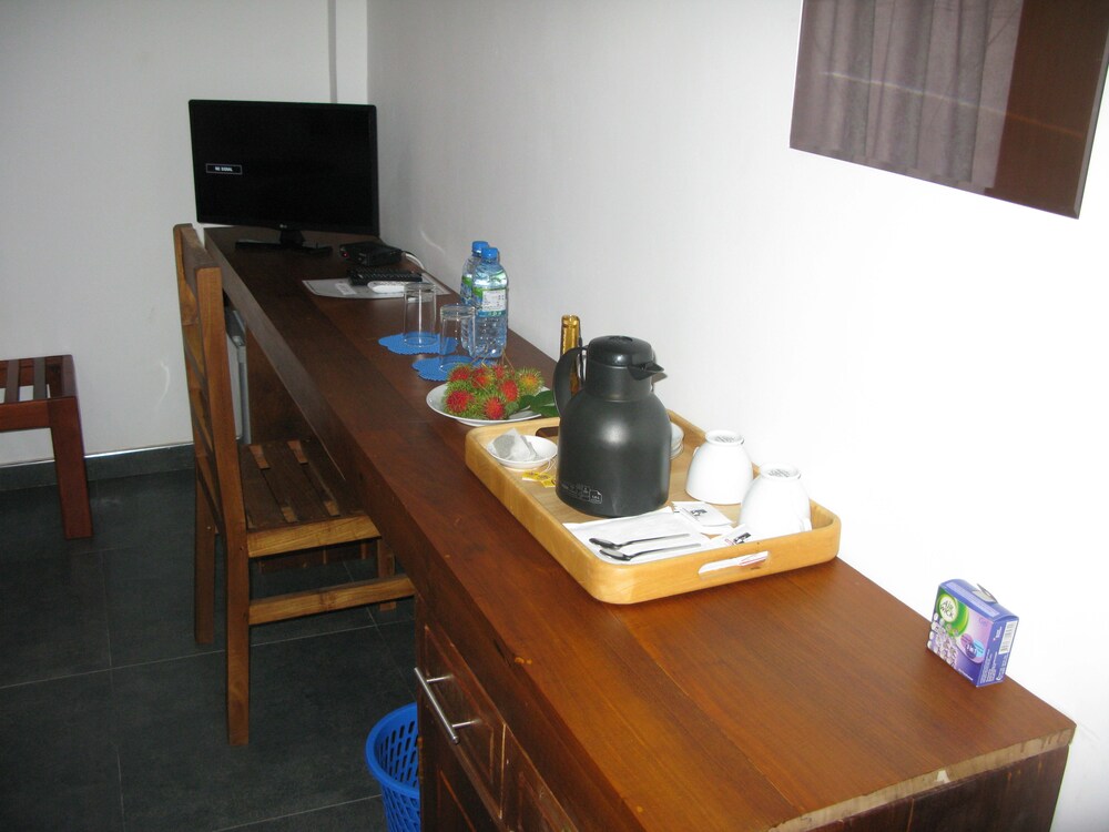Anuhas Airport Villas 20/44