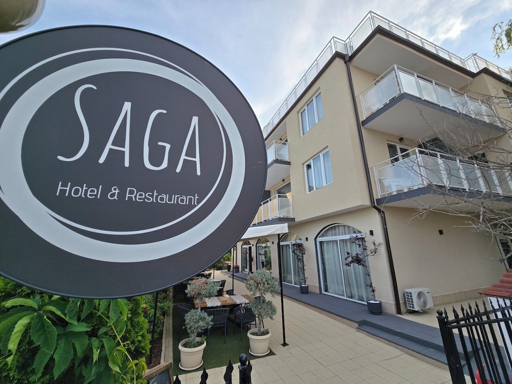Hotel Saga 5/49